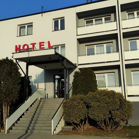 Hotel 姆瓦瓦 外观 照片